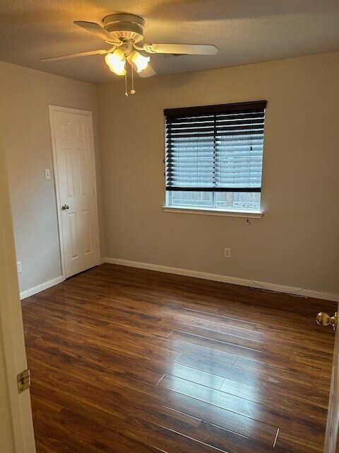 Building Photo - 14006 Fair Glade Ln