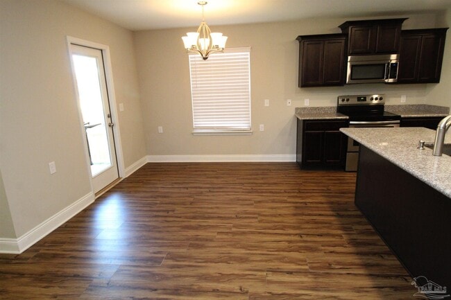 Building Photo - 5628 Blue Sky Ct