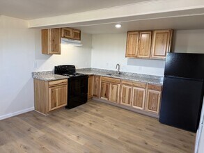 147 Sprouses Corner Rd