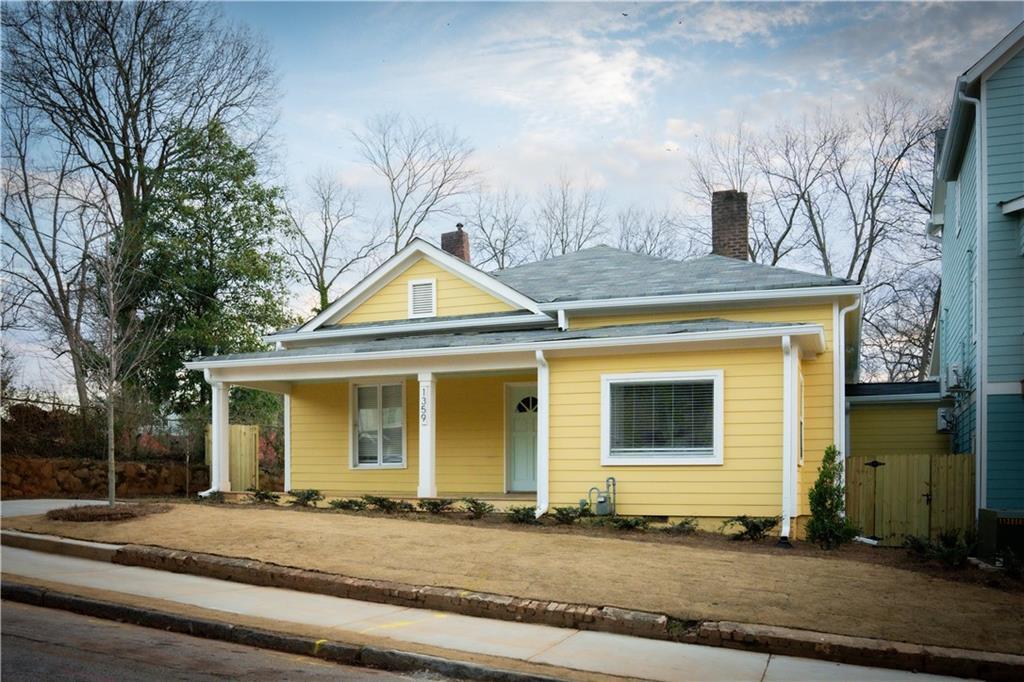Foto principal - 1359 Finley St NE