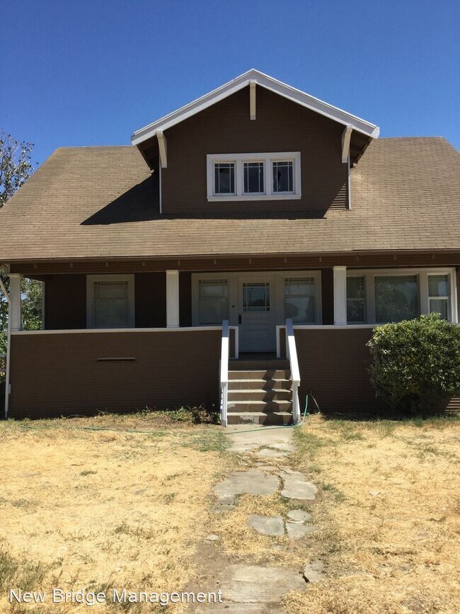 Building Photo - 3 br, 2 bath House - 900 E Las Palmas