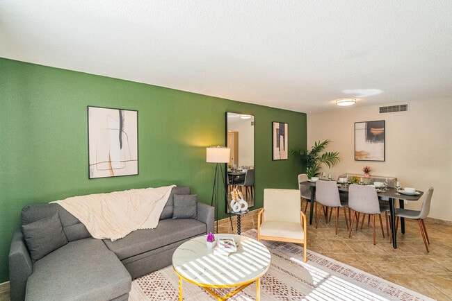 Foto del edificio - 8550 E McDowell Rd