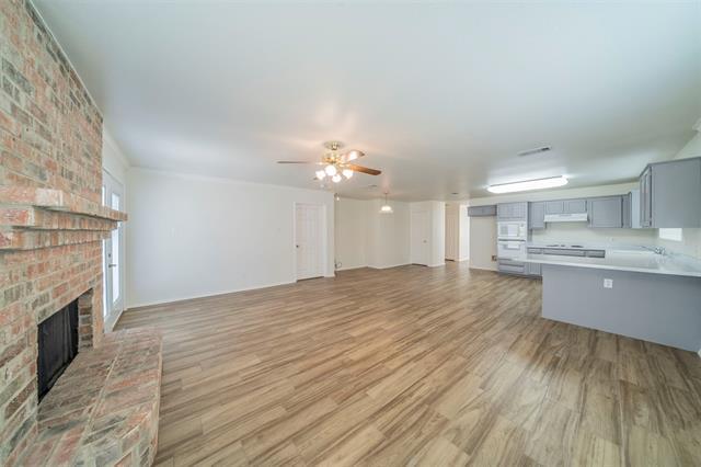 Building Photo - 2758 Red Oak Dr