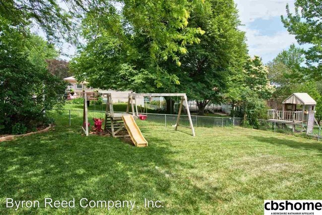 Building Photo - 3 br, 3 bath House - 14612 Holmes Street