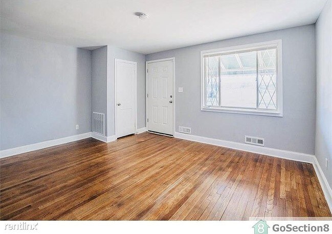 Building Photo - 3 br, 2 bath House - 1817 Merritt Blvd