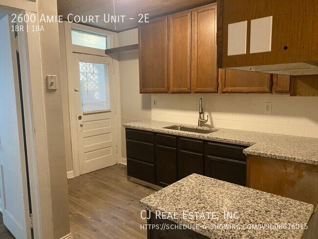 Building Photo - 2600 Amie Ct