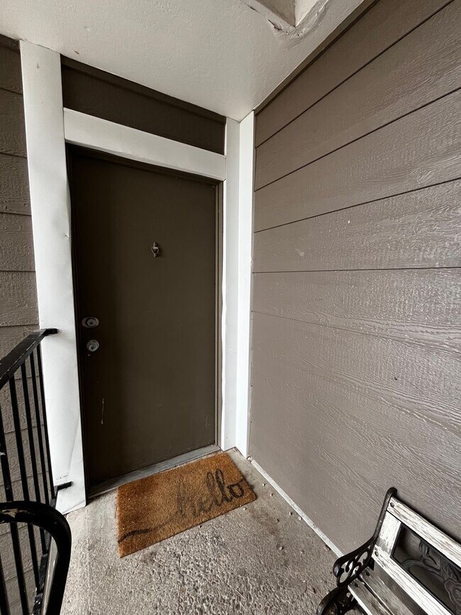 Foto del edificio - Large 3-bedroom 2 Bathroom in Robinwood!