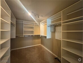 Building Photo - 7334 W Mistral Ave