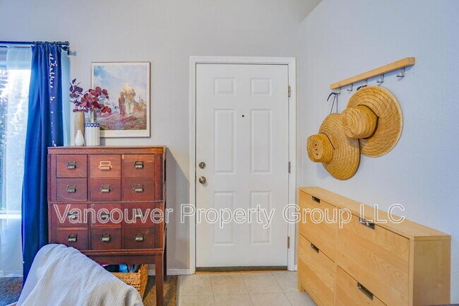 Foto del edificio - 10519 NE 45th Ave