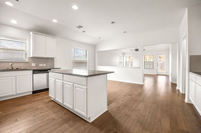 Building Photo - Spacious 4-Bedroom Home on a Corner Lot in...