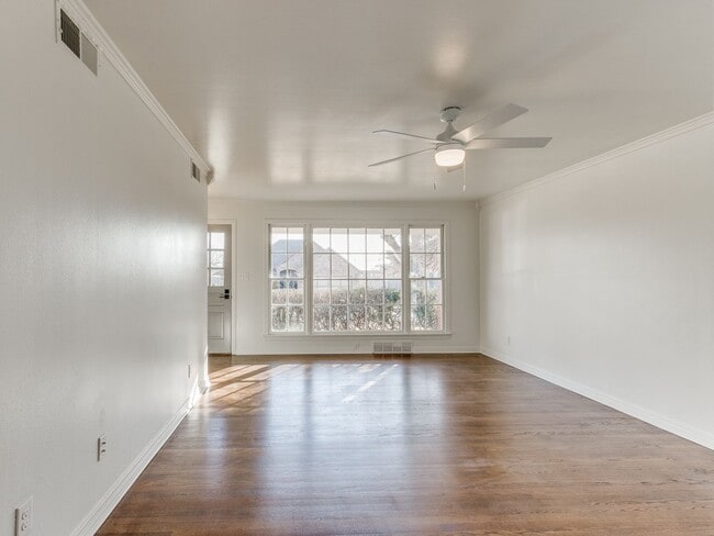 Photo - 3 Bedroom Rental in the Village!! House