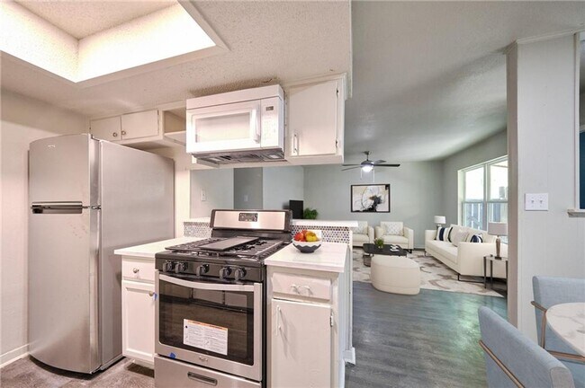 Foto del edificio - 8602 Fireside Dr