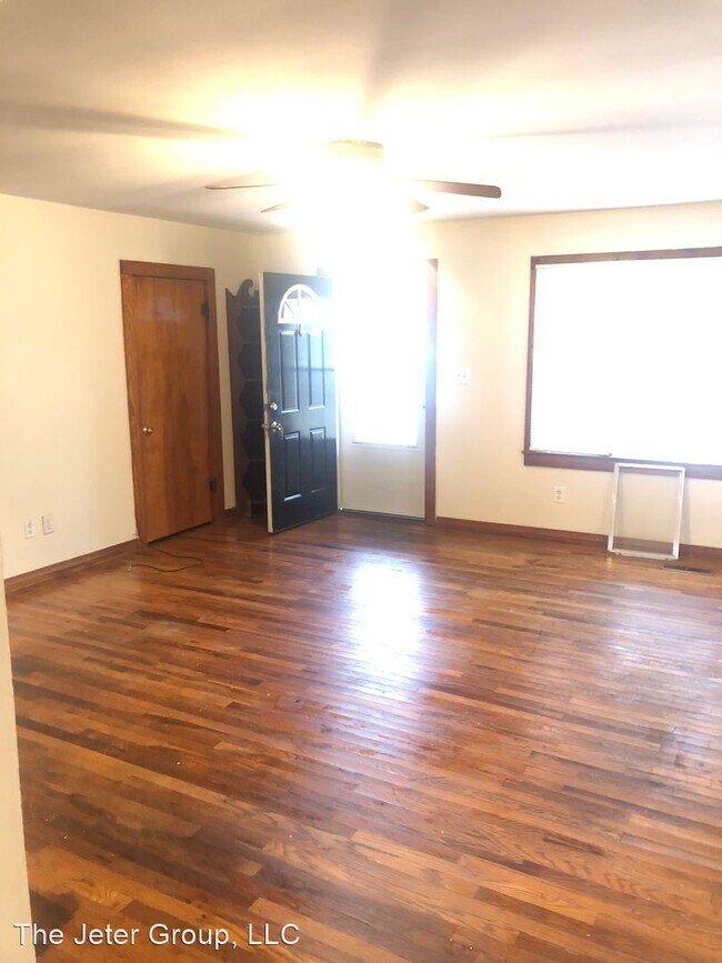 Building Photo - 2 br, 1 bath House - 590 Church St
