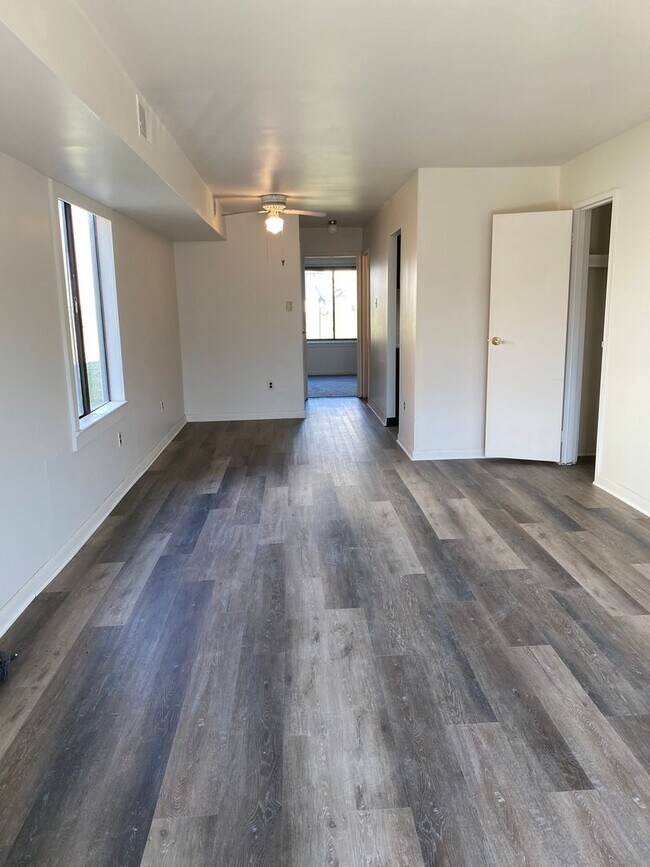 Foto del edificio - 1 BR / 1 BA Apartment in Mt. Joy!