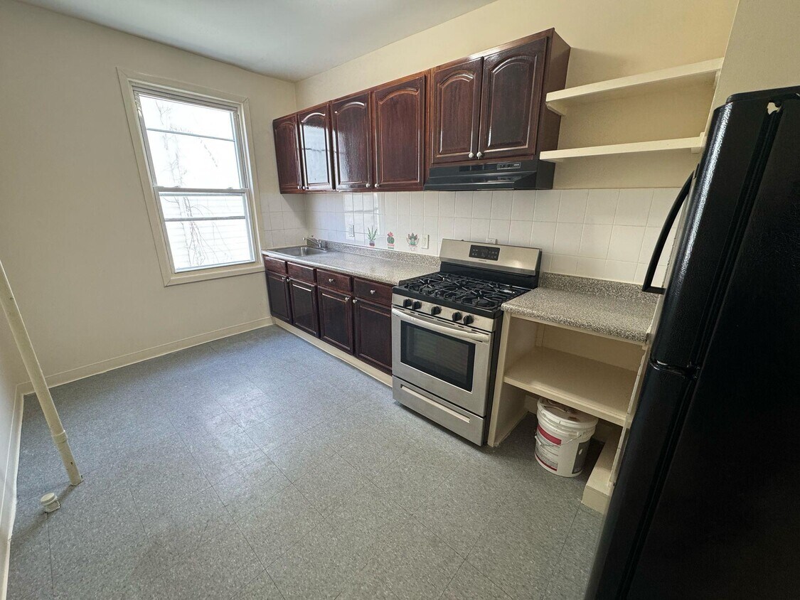 Primary Photo - 203 N 9th Ave