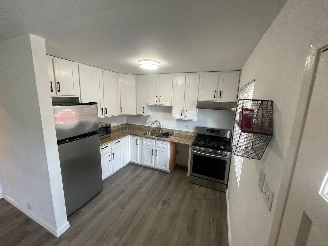 1266 62nd St Unit C, Emeryville, CA 94608 Apartments in Emeryville