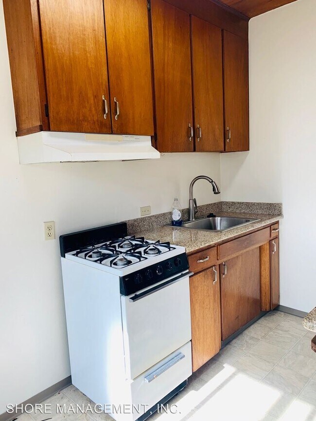 Foto del edificio - 4873 Niagara Ave