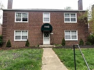 Primary Photo - 326 S Cassingham Rd