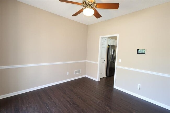 Foto del edificio - 6395 Seymour Ct NW