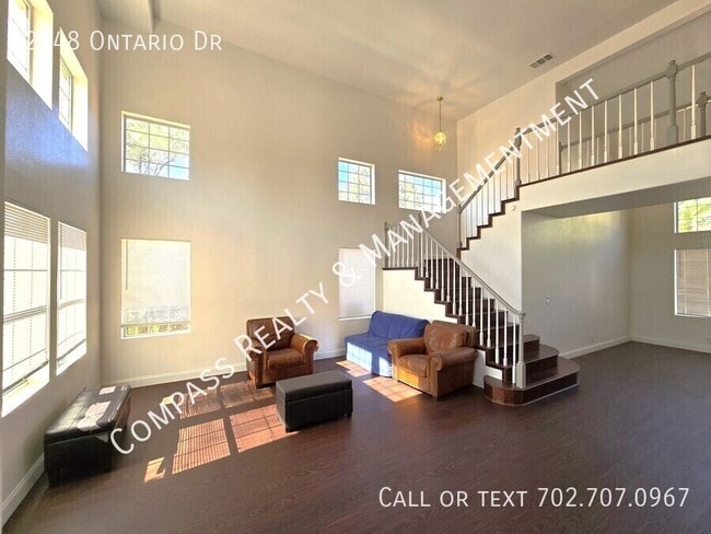 Foto del edificio - 2648 N Ontario Dr