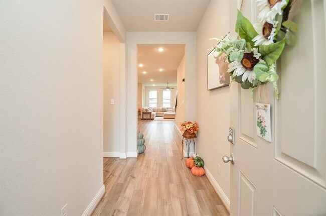 Foto del edificio - 24330 Albion Lk Ct