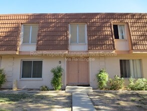 Building Photo - 4808 S Juniper St