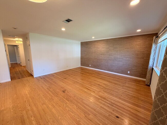 Foto del edificio - 362 Penn Way