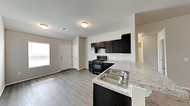 Foto del edificio - 1809 Jack Rabbit Ln