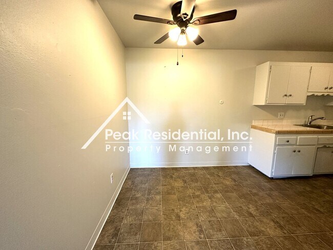 Foto del edificio - Ashcroft4548