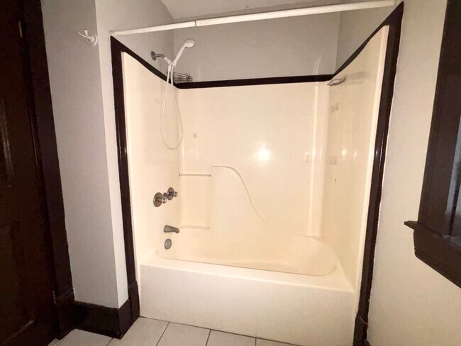 Photo du bâtiment - Apartement fo Rent