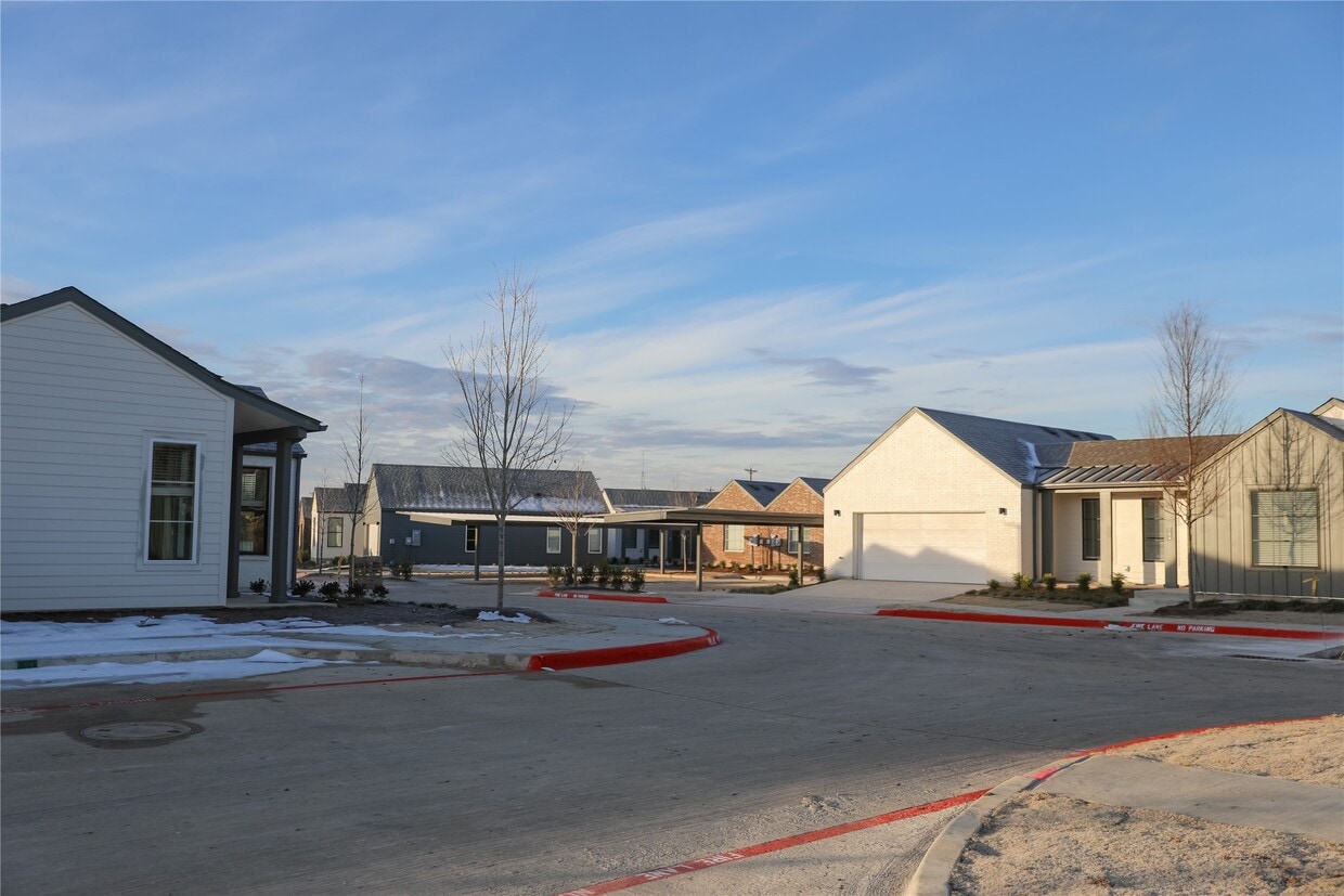 Foto principal - 3651 S Custer Rd