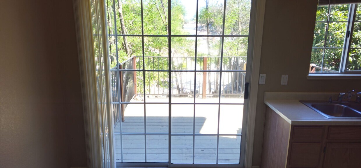 Primary Photo - For Rent: 2BR/1BA Townhome in Auburn, CA