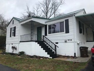 Building Photo - 646 Robertsville Rd