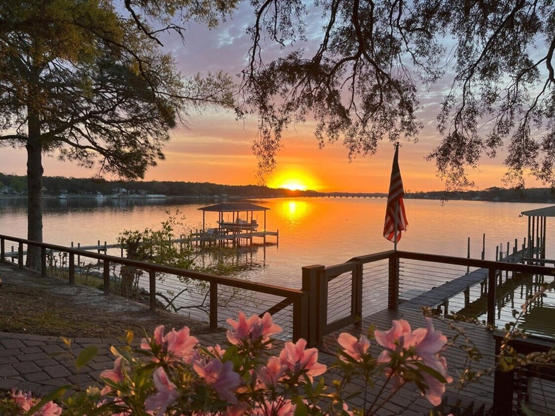 Foto principal - Waterfront Home in Niceville on the Bay wi...