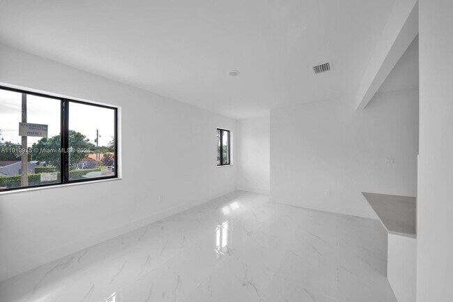 Foto del edificio - 450 Beacom Blvd