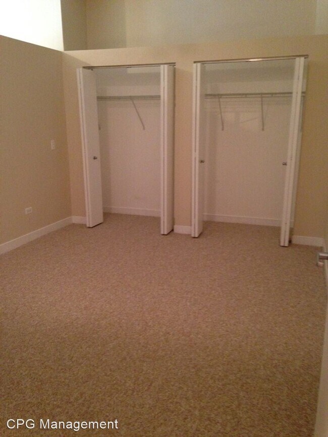 Building Photo - 1 br, 1 bath House - 2 S Leavitt #211