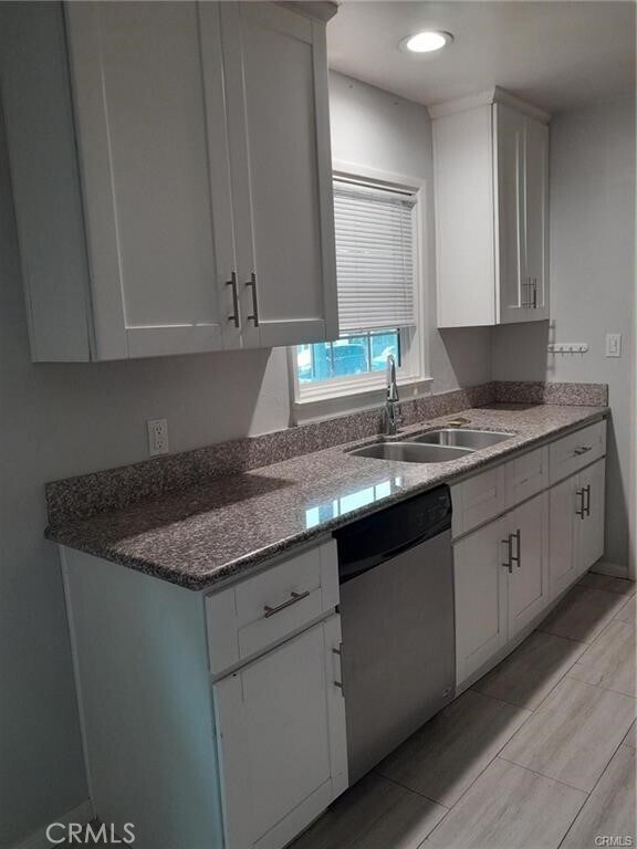 Foto del edificio - 417 E Walnut Ave