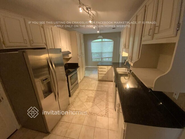 Foto del edificio - 4540 San Clerc Rd