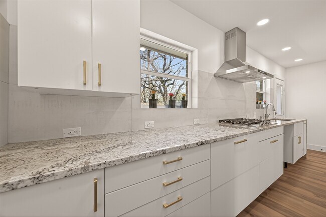 Foto del edificio - 339 E Delz Dr