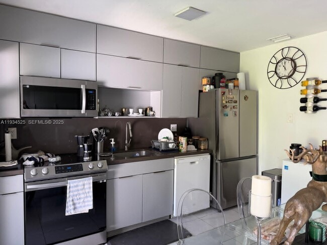 Foto del edificio - 441 NE 110th Terrace