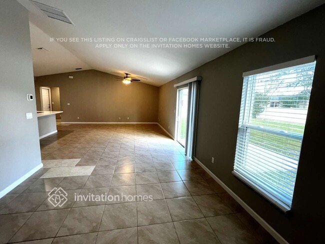 Foto del edificio - 1659 SW Realty St