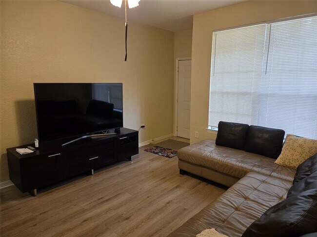 Foto del edificio - 858 Grand Regency Pointe