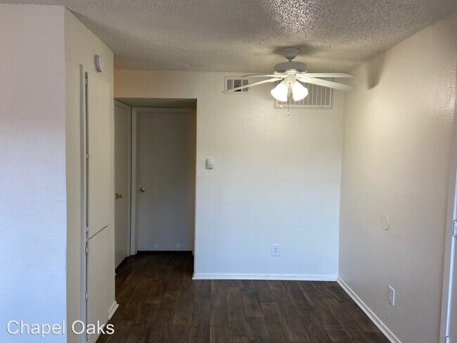 Building Photo - 9494 Larga Dr