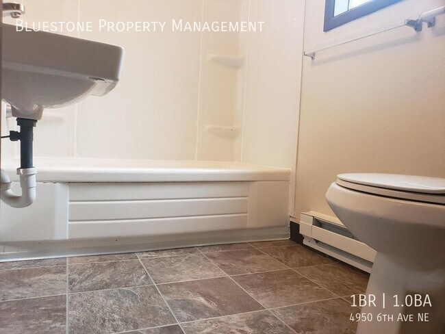 Building Photo - 1 bedroom x 1 bath Apartment in Keizer - A...