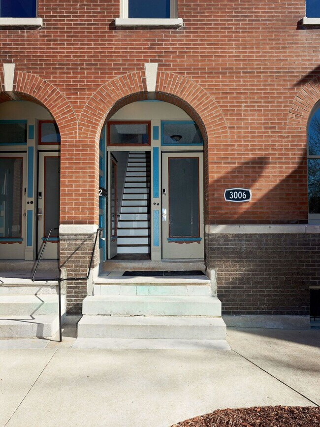 Building Photo - 3004-3006 McNair