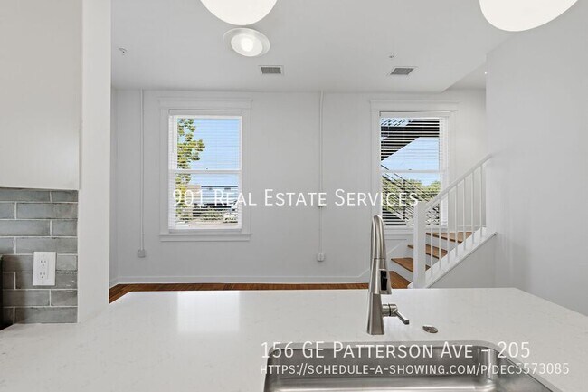 Building Photo - 156 GE Patterson Ave