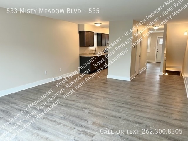Building Photo - 533 Misty Meadow Blvd