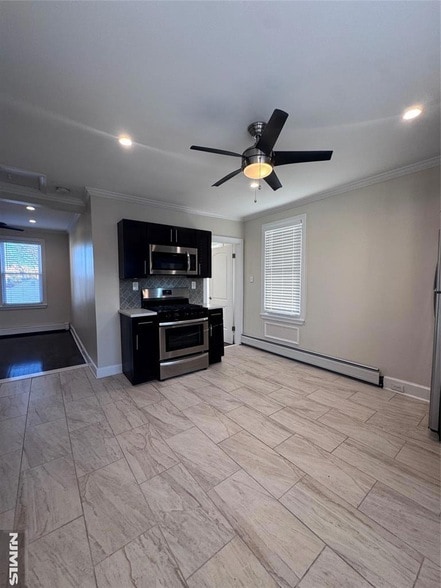 Photo - 14 River St House