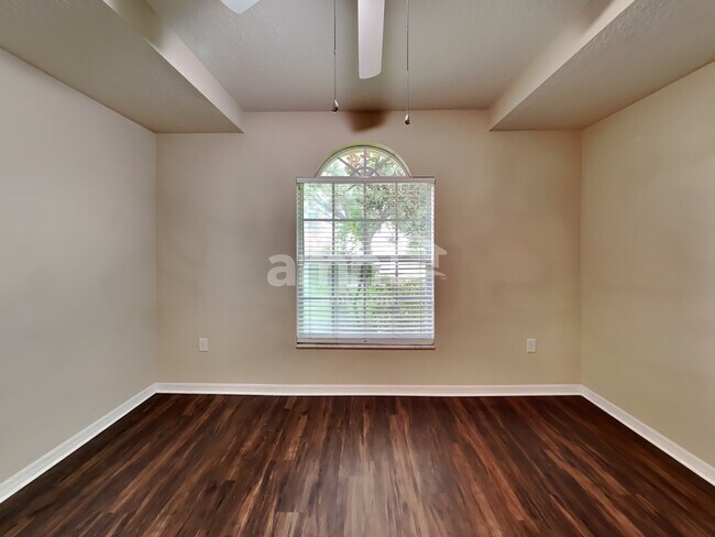 Foto del edificio - 14809 Heronglen Dr