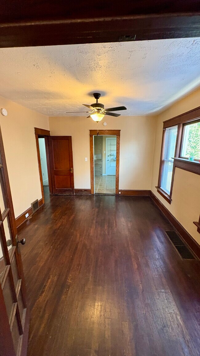Foto del edificio - 132 E 31st St